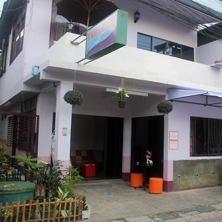 Kikie'S House Vandrarhem Chiang Mai Exteriör bild