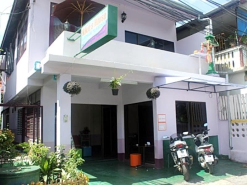 Kikie'S House Vandrarhem Chiang Mai Exteriör bild